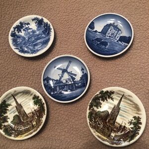 Vintage Lot of 5 Porcelain Trinket Dishes 3 1/2 inches From Various Attractions